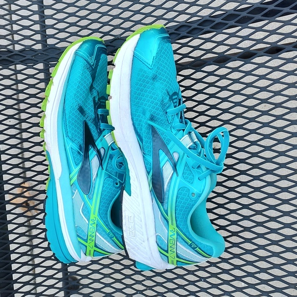 Brooks Ravenna 7 women size 9 athletic shoes - Picture 4 of 7